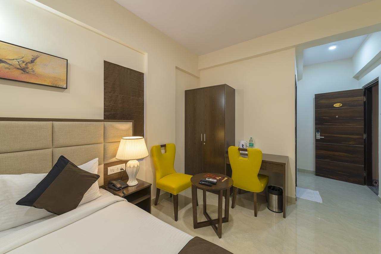 Hotel Daffodil Delight - Manyata Tech Park à Bangalore Extérieur photo