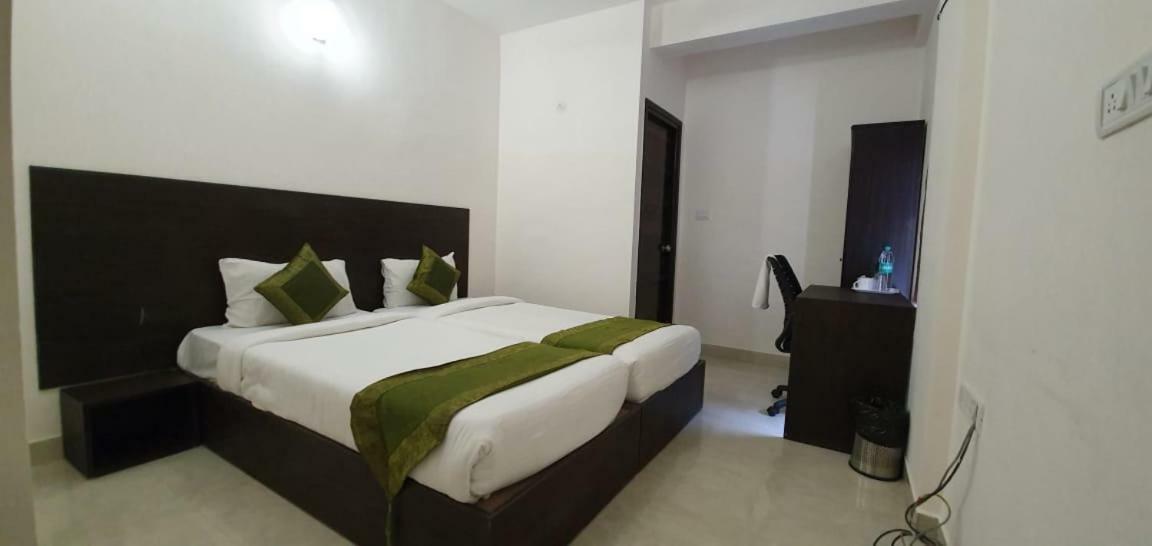 Hotel Daffodil Delight - Manyata Tech Park à Bangalore Extérieur photo