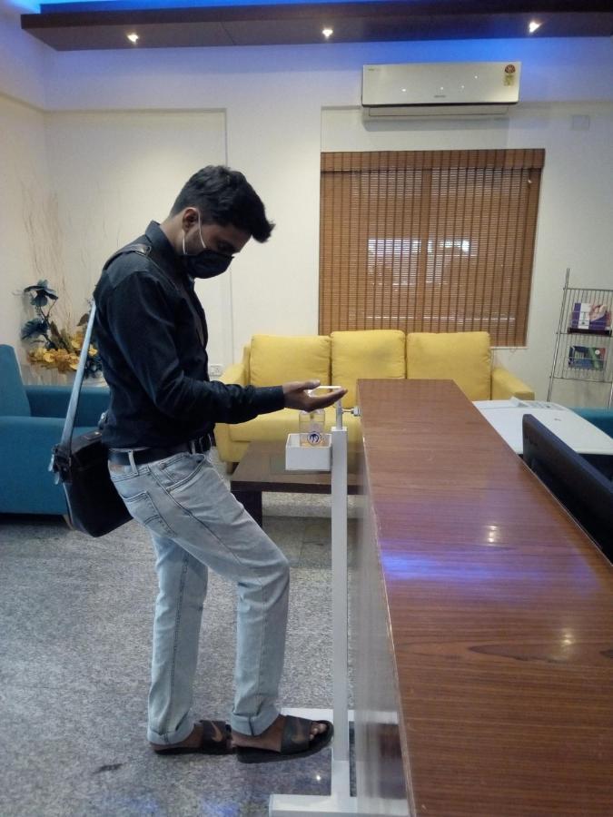 Hotel Daffodil Delight - Manyata Tech Park à Bangalore Extérieur photo